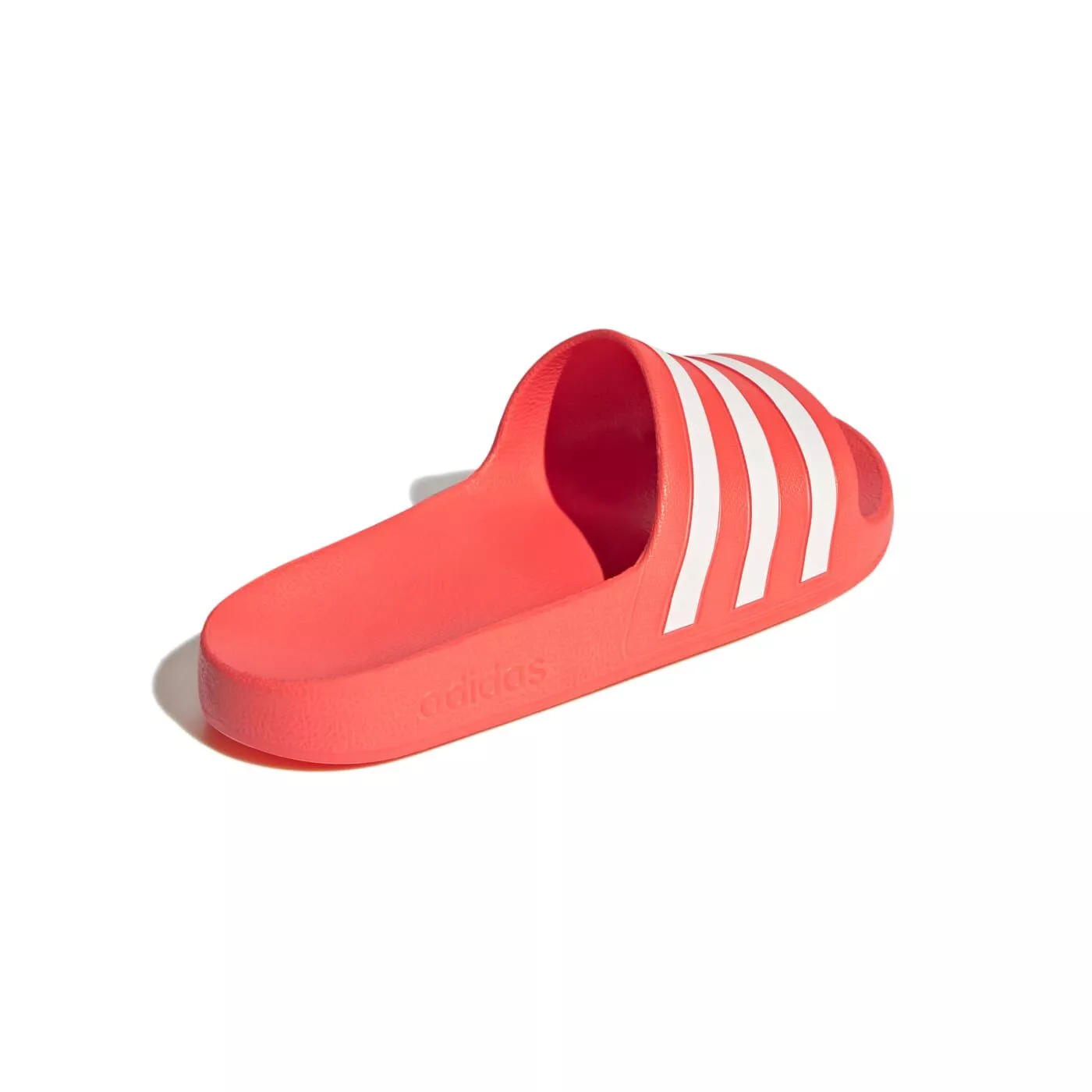 ADILETTE AQUA